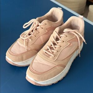 Qupid Peach Women's Sneakers